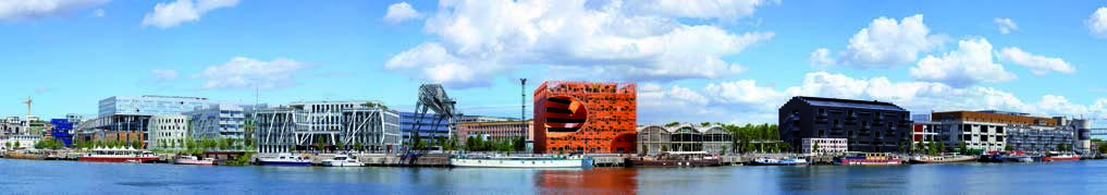 lyon-confluence-lhemicycle